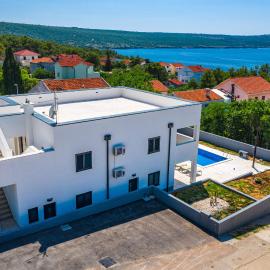 Apartment ILUX-3, hotel in Novigrad Dalmatia