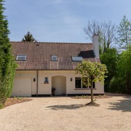 Boutique Stay with Bath & Garden near Ghent