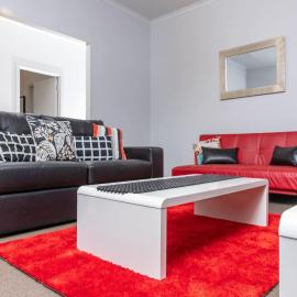 Riverview- Modern 3 Bedroom sleeps 2-8, hotel a Gawler