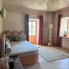 LAROGYs HIDEAWAY
