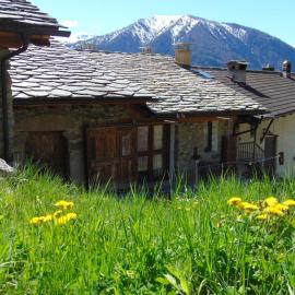 Alloggio panoramico in montagna, hotel in Stroppo