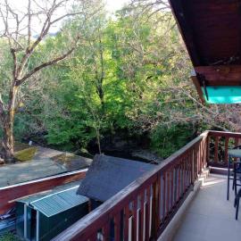 Riverlyn Guest House, hotel em Ribarica