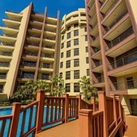 Espectacular apartamento en Playa El Angel ALAQUA 2000, хотел в Pampatar