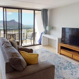 Oceanview Luxury 32nd floor Waikiki Condo, hotell i Honolulu