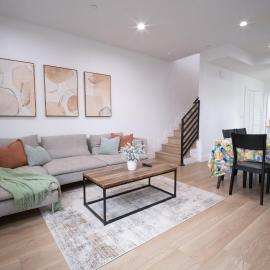 Stylish Private Room by Downtown LA with Private Parking