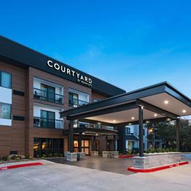 Courtyard Houston The Woodlands