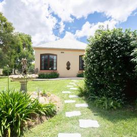 Thornleigh Cottage - Countryside Escape، فندق في Canobolas