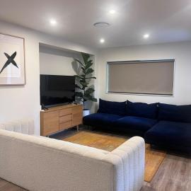 Spacious and Modern - 12 minute drive from CBD!, khách sạn ở Auckland