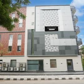 Townhouse Rohini Sector 18 Formerly Relic Stay, hotel in New Delhi