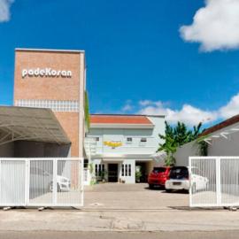Padekostay, hotell i Tulungagung