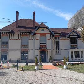 EVASION LOUE #4 "Le DOMAINE", hotel em Lods