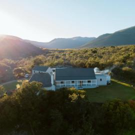 Little Nyati farmstay, hotel in Somerset East