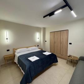 Cozy Double Room in City Center, hotel Shkodrában