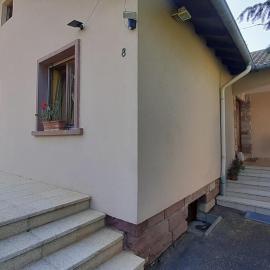 Maison meublée spacieuse à la campagne avec jardin, hotel u gradu Gottenhouse
