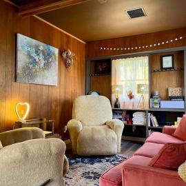 Cassio's Cottage โรงแรมในCoudersport