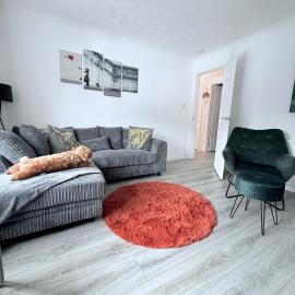 Ochil View Holiday Let, hotel in Tullibody