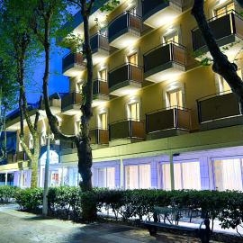 Hotel Madison, hotel in Bellaria-Igea Marina