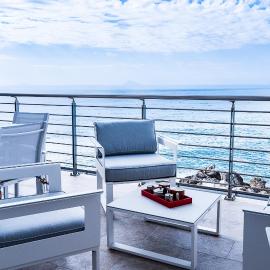 Casa vacanza Paradiso sul mare a Brolo, hotell i Brolo