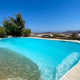 My Oasis Studios Mykonos, hotel em Klouvas