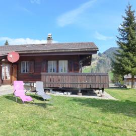 Holiday Home Chalet Träumli by Interhome, hotel di Habkern