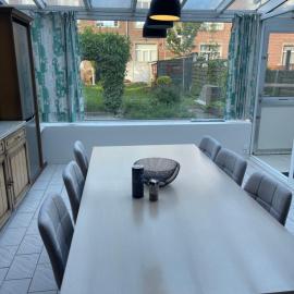 Viesnīca Luxe Stay Large Apartment with Garden and Garage in the center of Moorsele pilsētā Vevelgema
