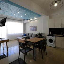 Blue House 2, хотел в Драма