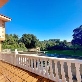 Villa Josefi en Isla 5816, hotell i Isla