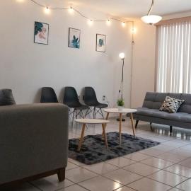 Casa céntrica para grupos grandes, hotel in San Luis Potosí