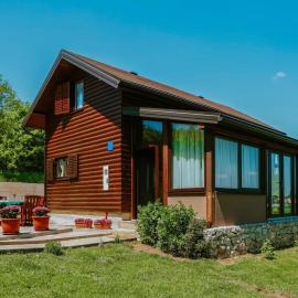 Holiday Home Iv-an by Interhome, hotel a Perušić