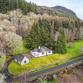 Holiday Home Farmburn Bothy by Interhome, hotel in Invermoriston