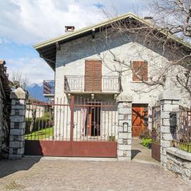 Holiday Home Dante by Interhome, hotel a Mergozzo