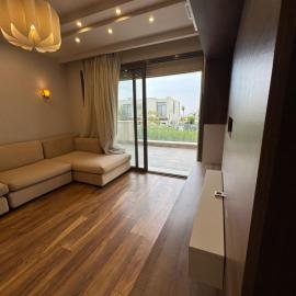 Villa with private pool and garden, hotel a Sheikh Zayed