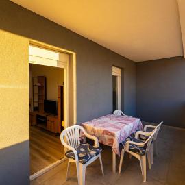 Nice Apartment In Gornji Karin With Wifi