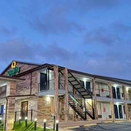 크레스트뷰에 위치한 호텔 Quality Inn Crestview I-10 Eglin AFB Area
