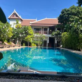 Villa Phum Khnar, hotel a Phumĭ Réach Born (1)