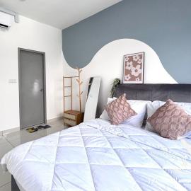 C180 Trader Park Family Suite 7-8Pax #13