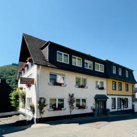 Ferienweingut Rudorfer, hotel en Valwig