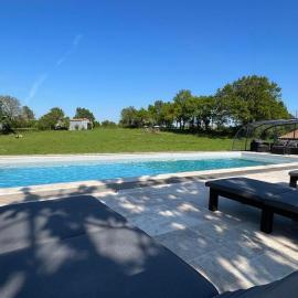 La Millière - Piscine & Campagne - D'Elbée