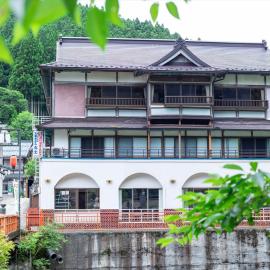 洞川温泉湯宿丸文, viešbutis mieste Tenkawa