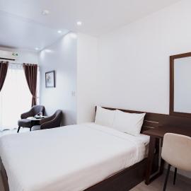 The Eastern Hotel & Apartment, hótel í Hai Phong