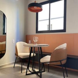 Studio completo com piscina em São Carlos，聖卡洛斯的飯店