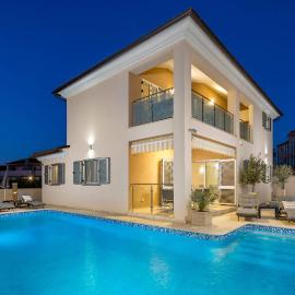Villa Luxoria