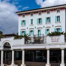 Viesnīca Gardone Palace Hotel pilsētā Gardone Rivjera