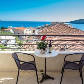 Apartments Charme, hotel in Bečići