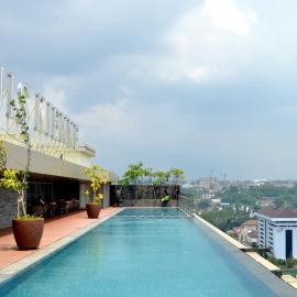 Louis Kienne Hotel Simpang Lima, hotel Semarangban