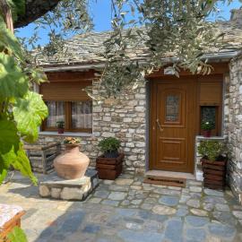 Balis House, Hotel in Theologos