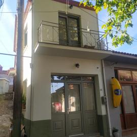 Small home of the Square Σπιτάκι της Πλατείας, hotel u gradu Skalochori