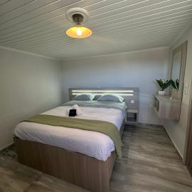 Αγνάντιο room's