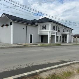 Luxeva Events Hotel, hotel u gradu 'Drăgăneşti-Olt'
