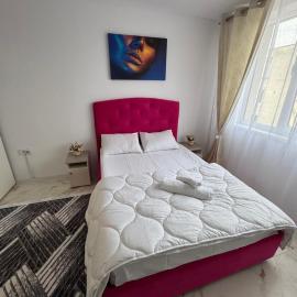 Studio 2, hotel em Falticeni